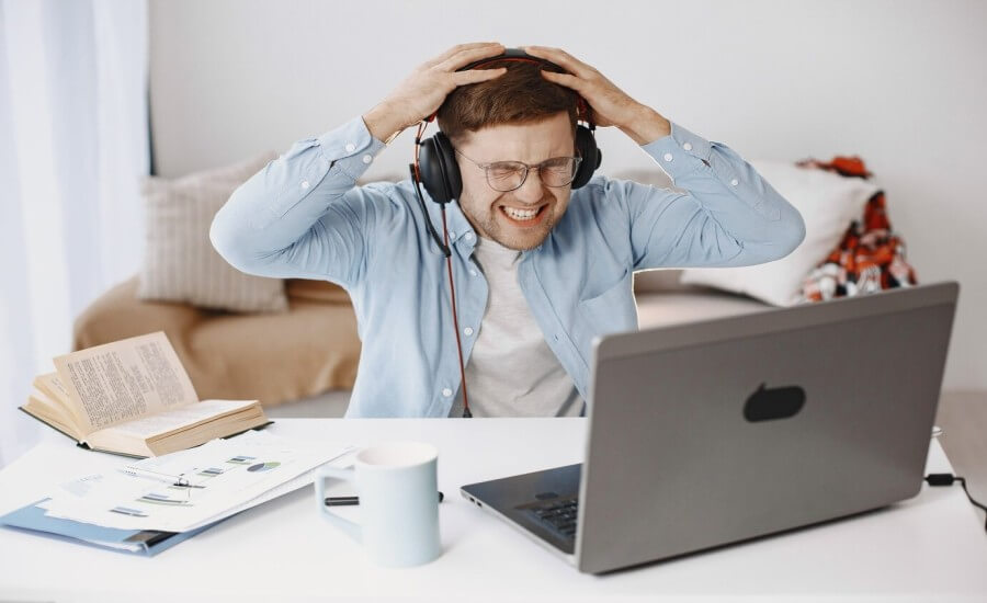How to Do a Digital Detox: Top 10 Tips for a Healthier Life