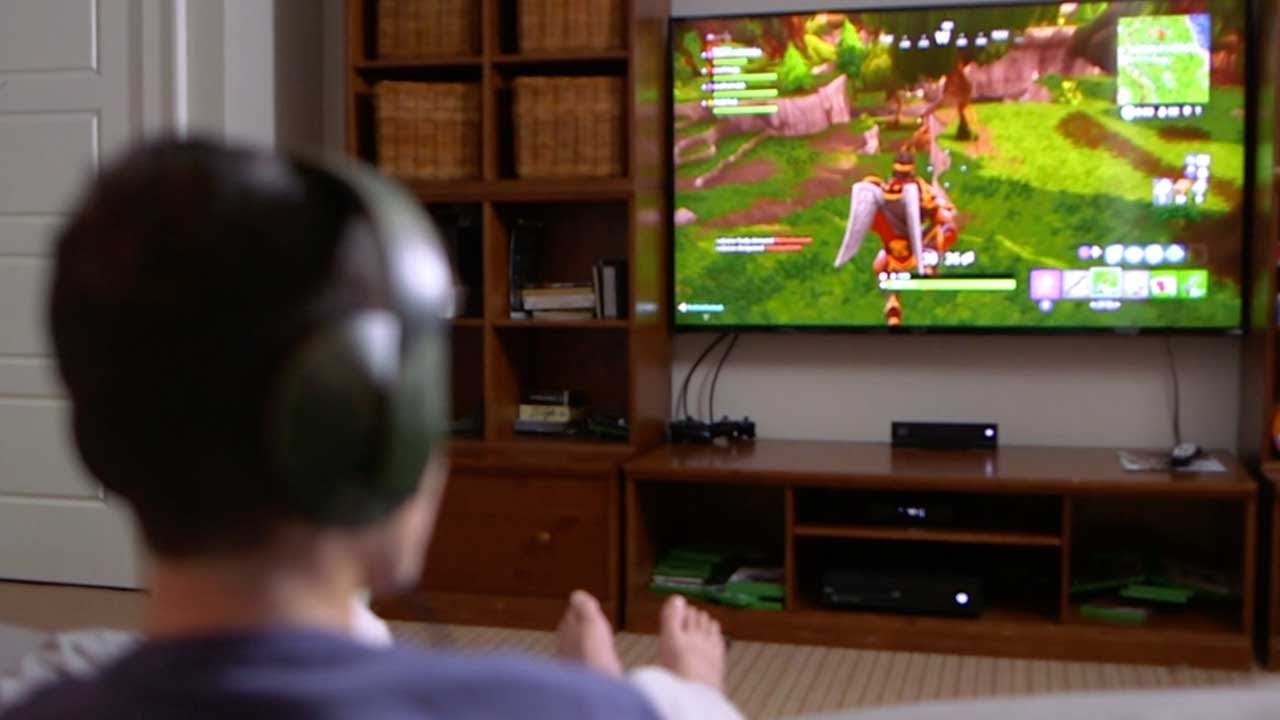 roblox-fortnite-gaming-addiction-melting-child-brain