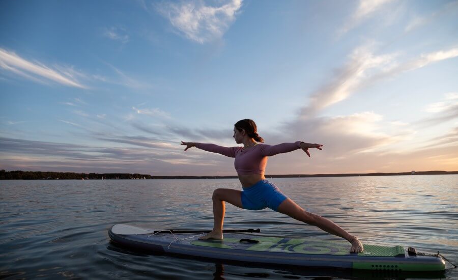 Stand-up Paddleboard Yoga
